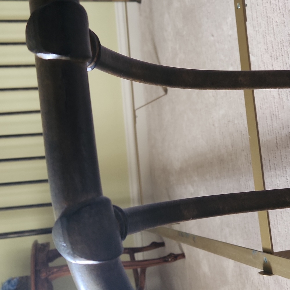 Bed - Picture 3 of 3